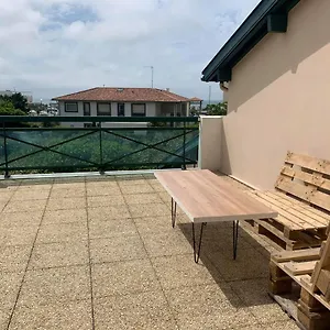 50m² Pieds Dans L'eau + 20m² Terrasse- Vue Sur Mer , Anglet France